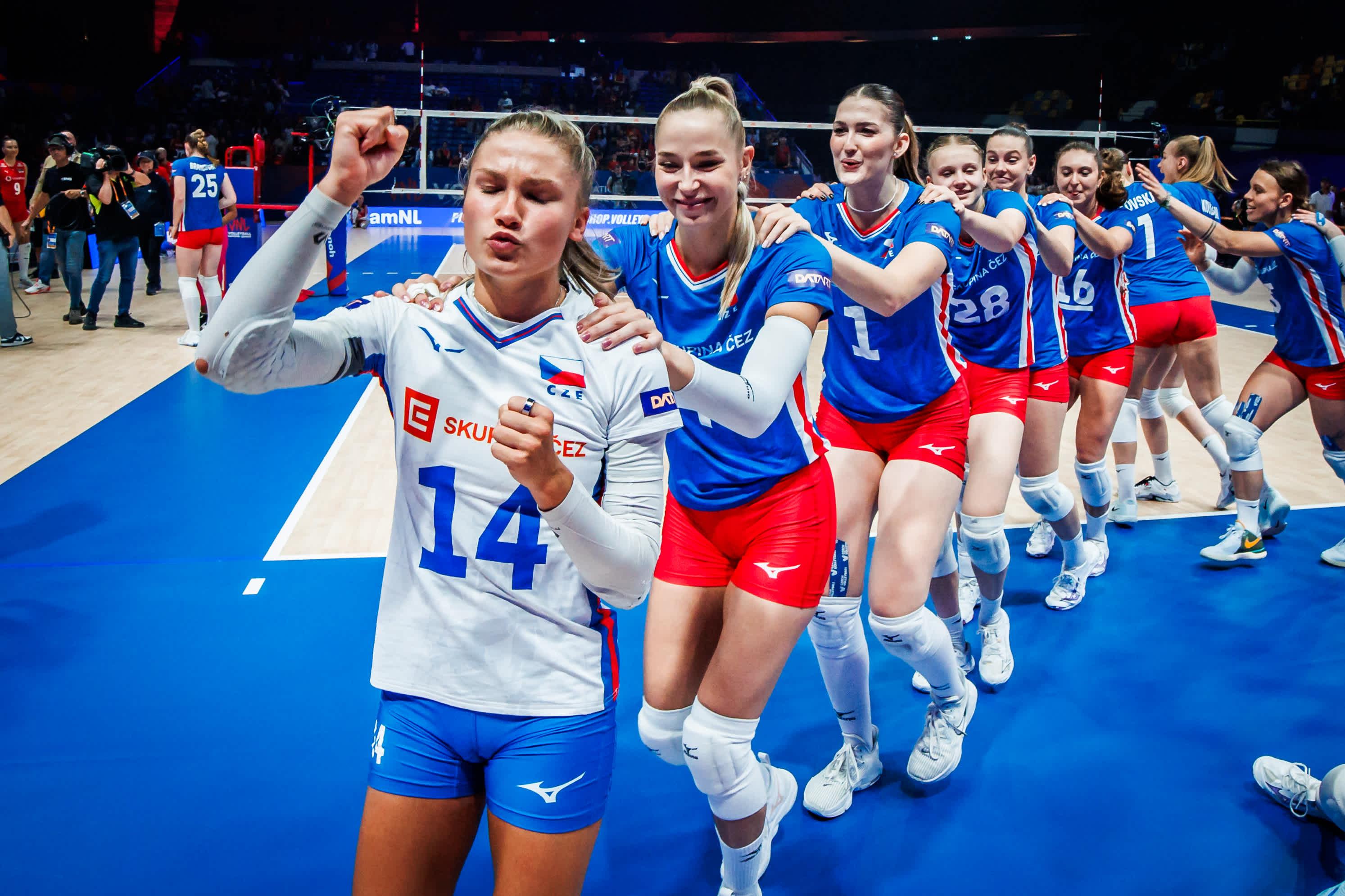 China sofre primeira zebra da VNL feminina 2026 ao perder para a Tchéquia